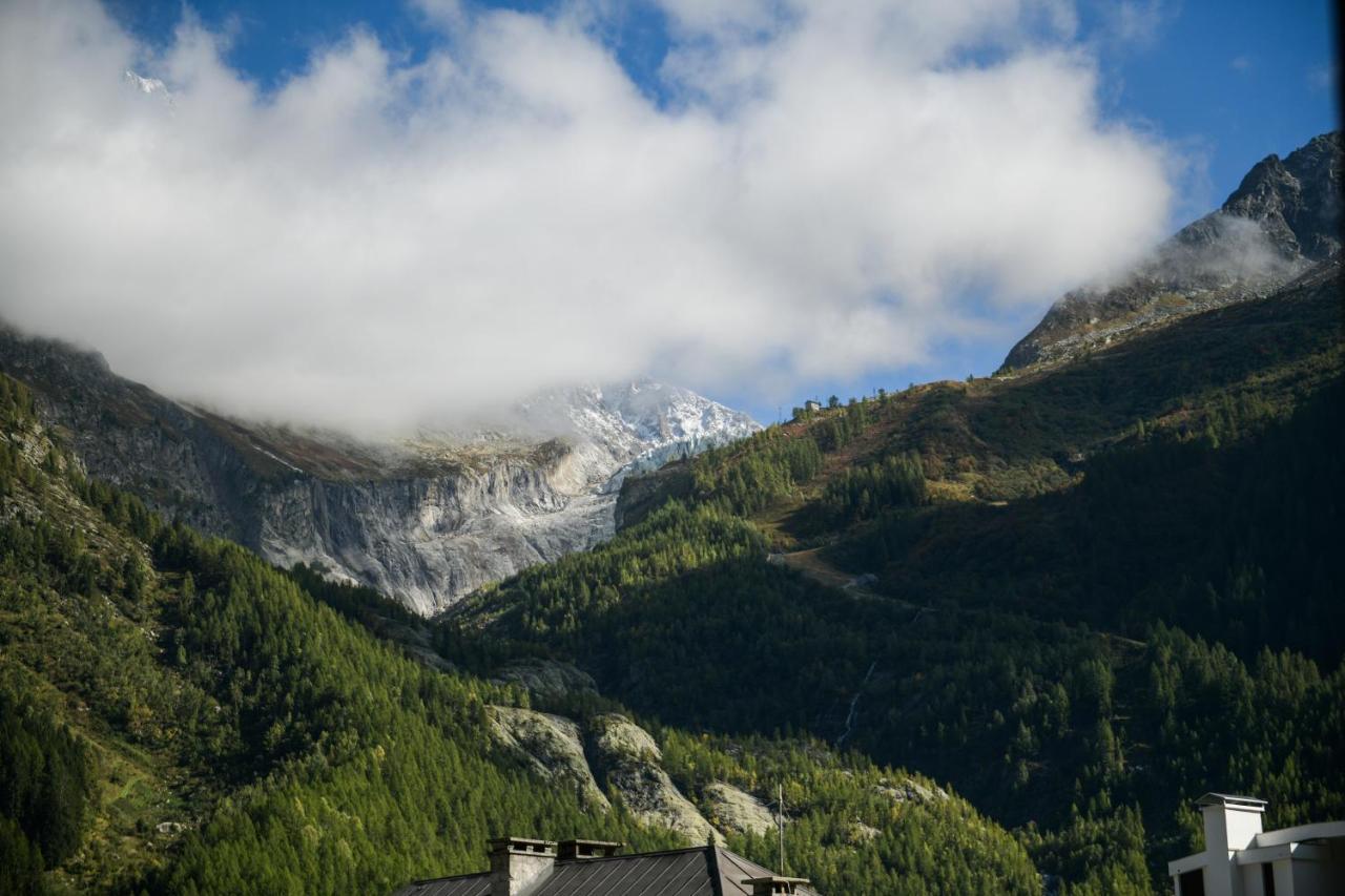 Le Dahu Hotell Chamonix Eksteriør bilde