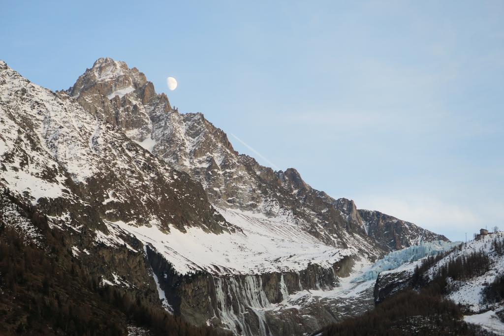 Le Dahu Hotell Chamonix Eksteriør bilde