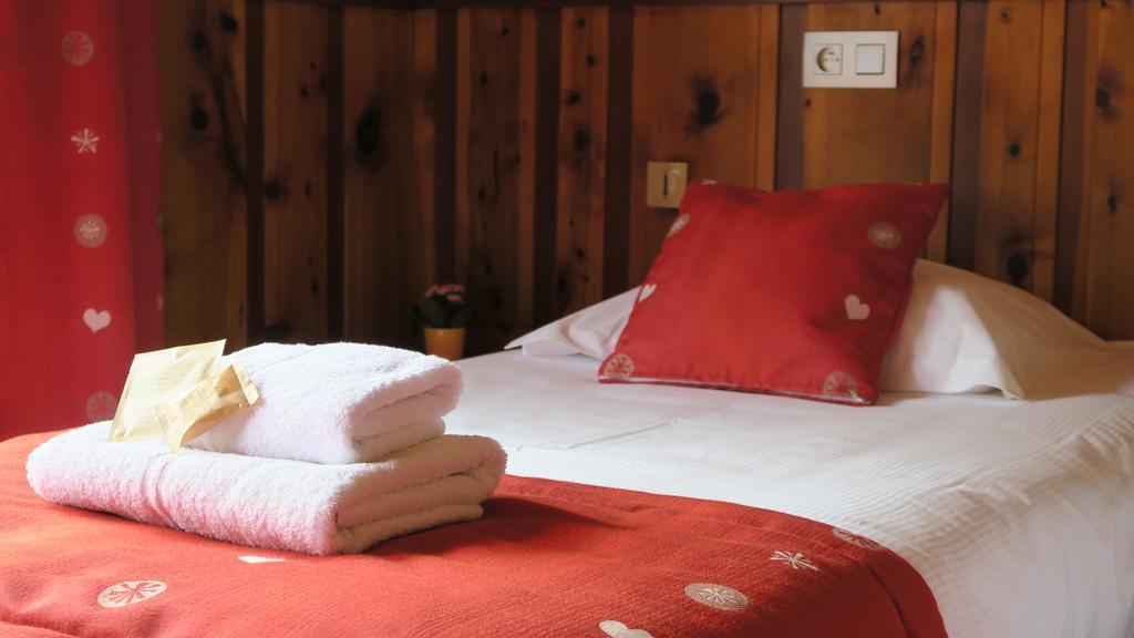 Le Dahu Hotell Chamonix Eksteriør bilde