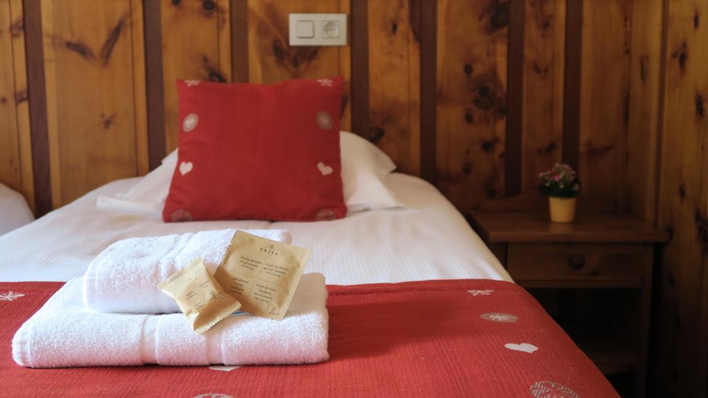 Le Dahu Hotell Chamonix Eksteriør bilde
