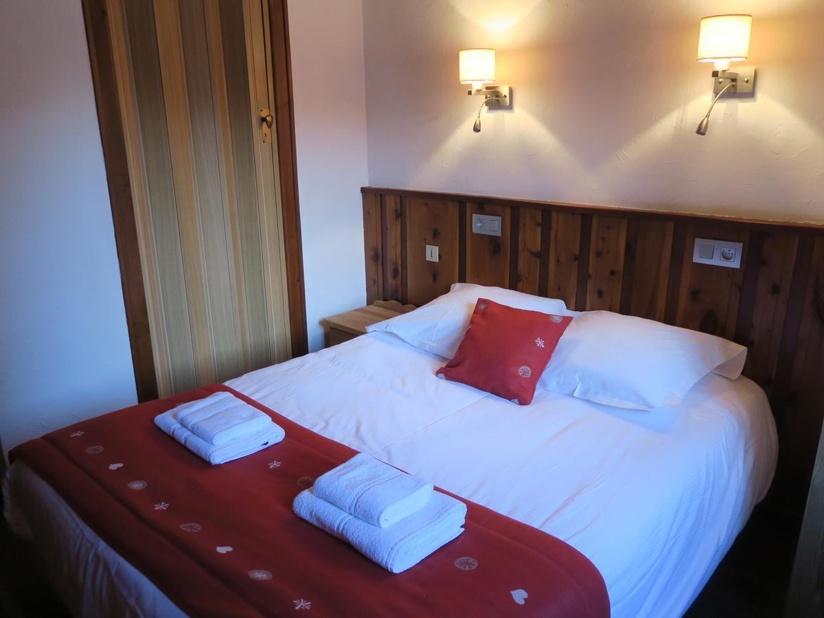 Le Dahu Hotell Chamonix Eksteriør bilde