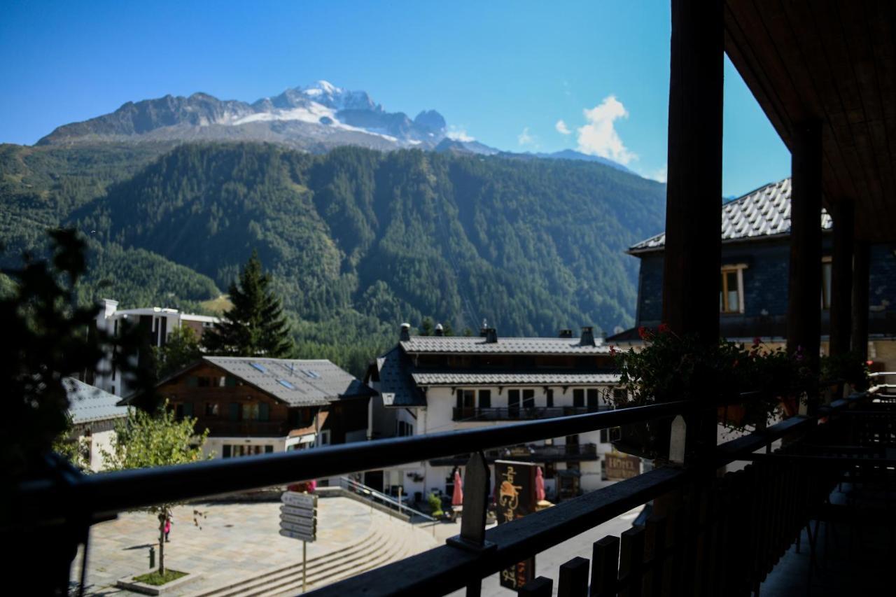 Le Dahu Hotell Chamonix Eksteriør bilde